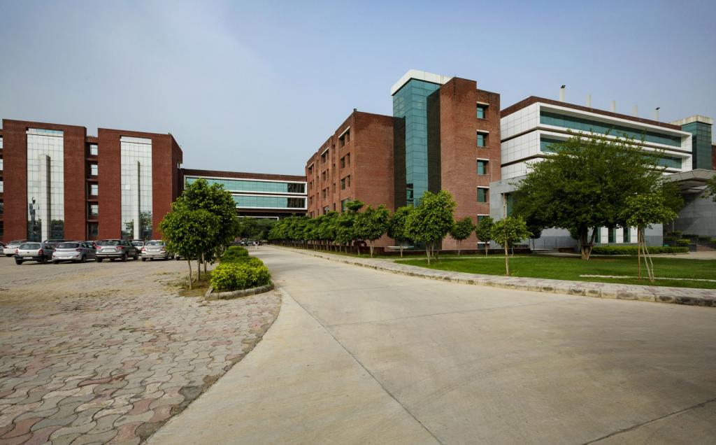 amity university manesar 1